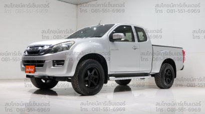 ISUZU D-MAX SPACECAB 2.5 L HI-LANDER 2015 (M/T)