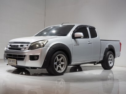 ISUZU D-MAX SPACE CAB 2.5 S 2012 (M/T)