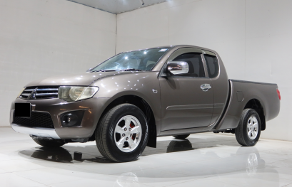 MITSUBISHI TRITON CAB 2.5 GLX 2014 (M/T)