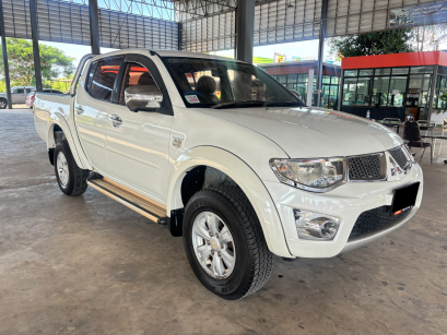 MITSUBISHI TRITON DOUBLE CAB 2.5 GLS PLUS 2012 (A/T)