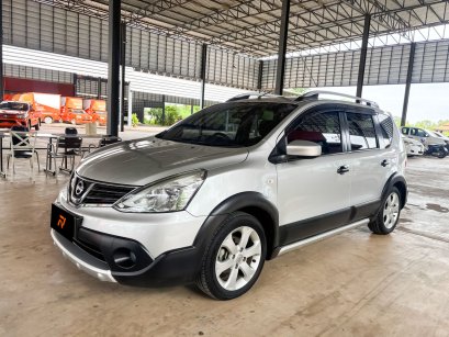 NISSAN LIVINA 1.5 V XTRONIC 2015 (A/T)