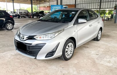 TOYOTA YARIS ATIV 1.2 J 2018 (A/T)