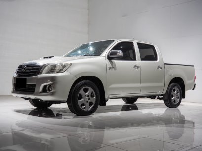 TOYOTA VIGO DOUBLECAB 2.5 G 2014 (M/T)