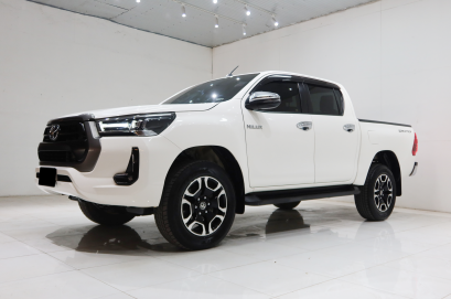 TOYOTA REVO DOUBLECAB 2.4 MID PRERUNNER 2020 (M/T)