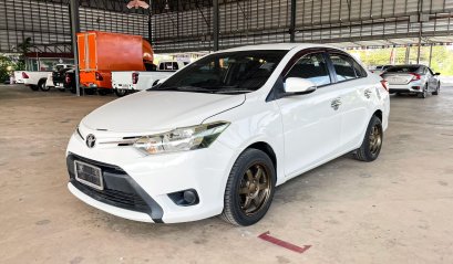 TOYOTA VIOS 1.5 E 2015