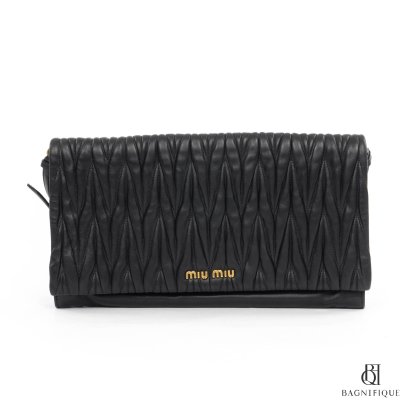 MIU MIU CLUTCH BLACK CALF GHW