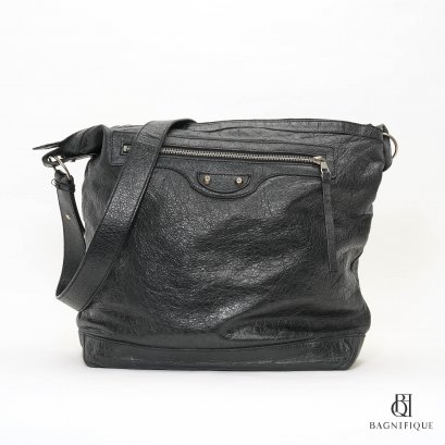BALENCIAGA TOTE 40 BLACK LAMB SHW