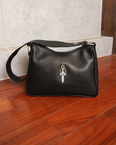 CHROME HEARTS