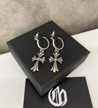Fake chrome hearts earrings deals