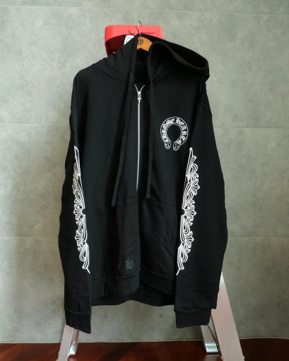 CHROME HEARTS