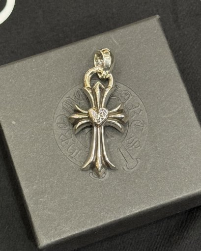 Chrome Hearts