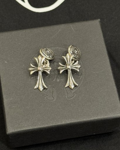 Chrome Hearts