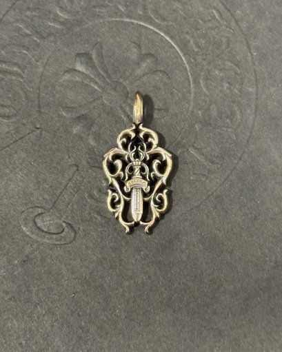 Chrome Hearts