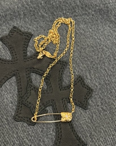Chrome Hearts