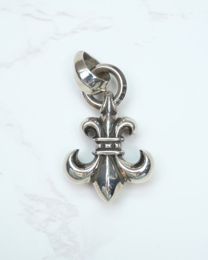 Chrome Hearts