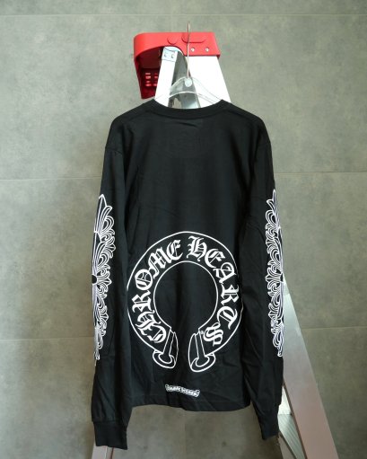 CHROME HEARTS