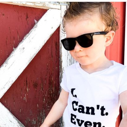 หล่อๆเท่ๆมันต้องใส่แว่นเด็ก