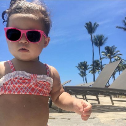 พรุ่งนี้เรามีแส่นเท่ๆใส่เล่นน้ำแล้ว