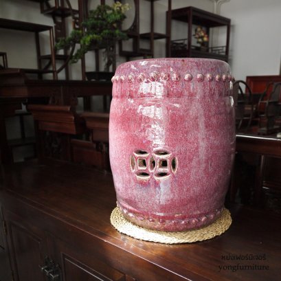 The image of Chinese garden stool 