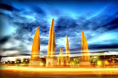 คมดาบซากุระ 2 : สงครามความชอบธรรม ตอนที่ 2 โดย ชวินทร์ ลีนะบรรจง และ สุวินัย ภรณวลัย (20 มิถุนายน 2555)