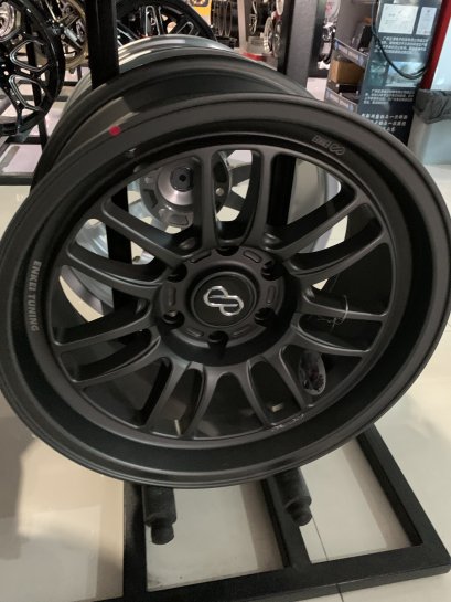 SC59 18x9 ET 0 PCD 6x139.7 DGM2QR2AK