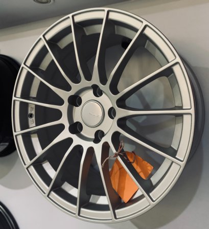 17x8 ET 35 PCD 5x114.3