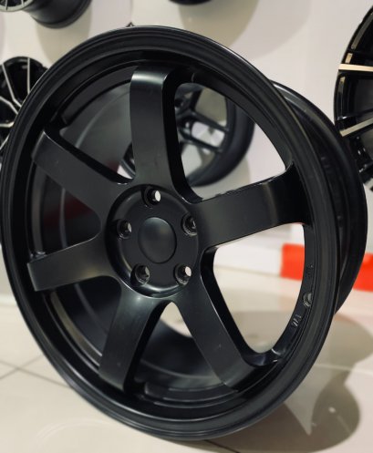 TE37 17x8.25 ET 35 PCD 5x114.3 Matt Black