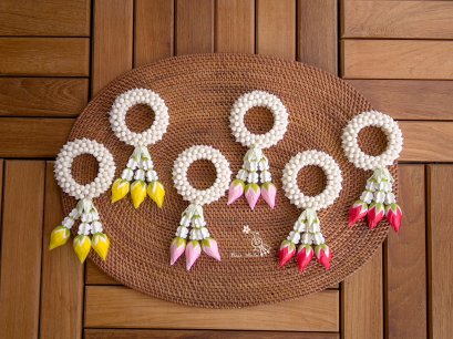 พวงมาลัยพุดซีก