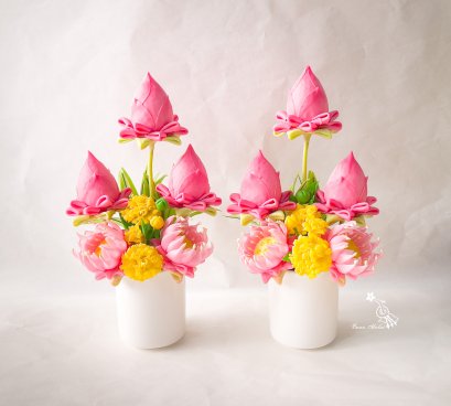 แจกันดอกบัวพับ (คู่)