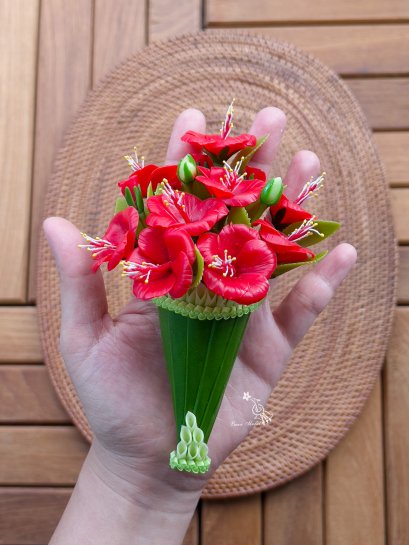 กรวยดอกชบา