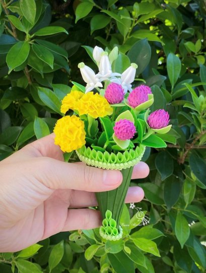 กรวยดอกไม้มงคล