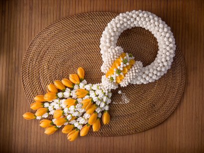 พวงมาลัยมะลิชายอุบะจำปา (สั่งสีได้)