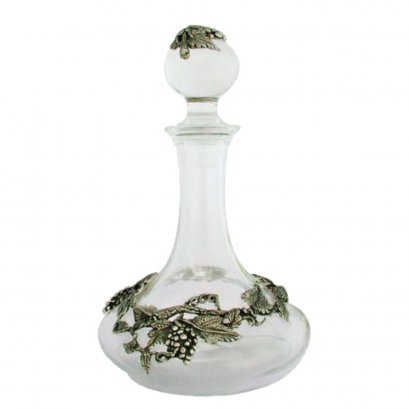 Wine Decanter w/Pewter Grape Décor