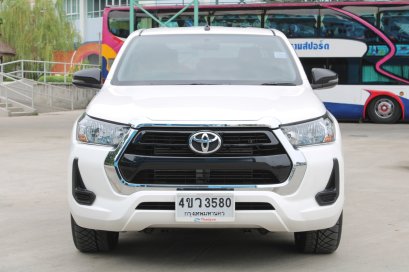 TOYOTA REVO 2.4 ENTRY Z EDITION DOUBLE CAB ปี 2021 เกียร์ MT ไมล์หลักหมื่น