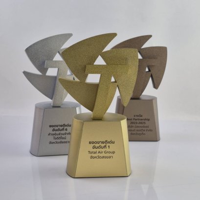 โล่อะคริลิค MG 5012