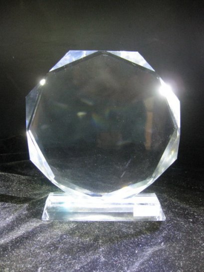 ถ้วยรางวัลคริสตัลโล่เกียรติยศ