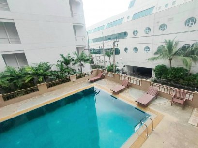 The BJ Holiday Lodge