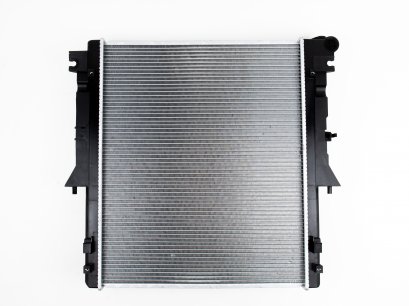 หม้อน้ำ FOR MITSUBISHI PAJERO SPORT&#039;16 (16mm.) (A/T)