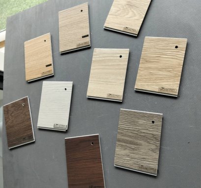 SPC ลายไม้ แบบ CLICK LOCK รุ่น HERRINGBONE (HRB) ความหนา 5 mm.