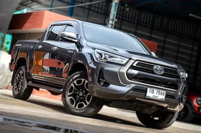 Toyota REVO DoubleCab 2.4 Mid Prerunner ปี 2020 สีเทา | รถมือสองสภาพนางฟ้า พร้อมออฟชั่นครบครัน