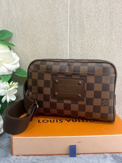 Louis Vuitton Damier Bumbag Brooklyn