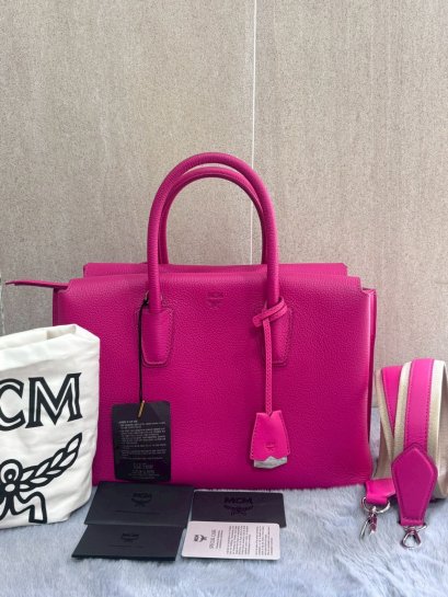 Cossbody mcm สีชมพู