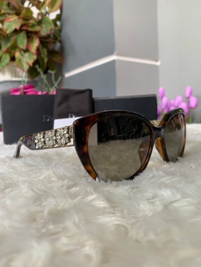 Christian Dior Sunglasses Mysters รุ่น 3GVHA