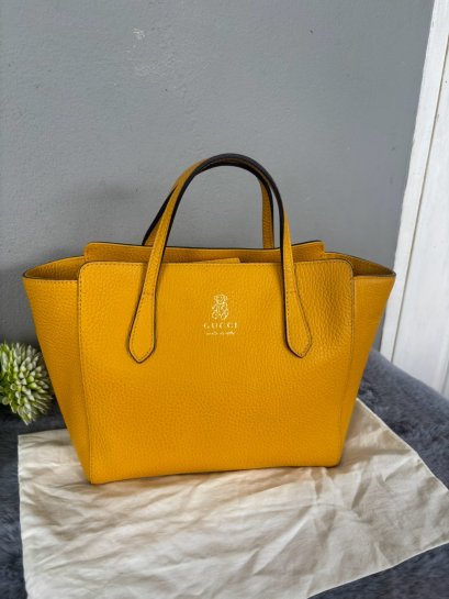 Gucci Swing Yellow Leather Small