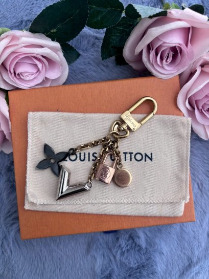 LV Kaleido V key chain