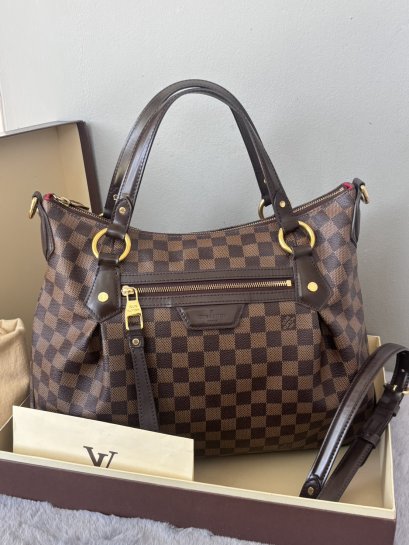 Louis Vuitton รุ่น Evora MM