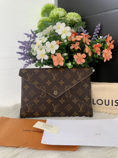 Louis Vuitton Kirigami Pochette