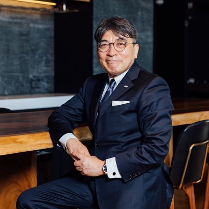 MR. AKIO NAITO