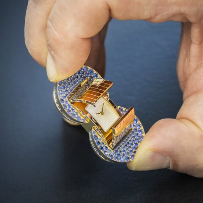 VAN CLEEF & ARPELS Meteor secret watch