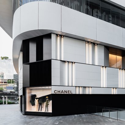 CHANEL The Emquartire Boutique